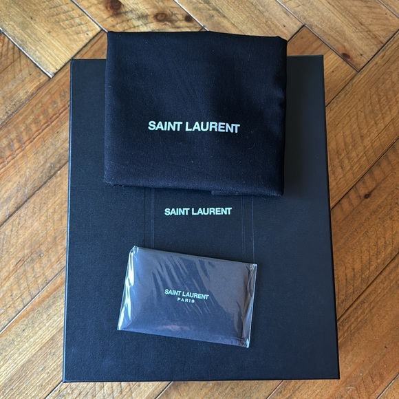 Yves Saint Laurent YSL loulou mini puffer - Picture 9 of 14
